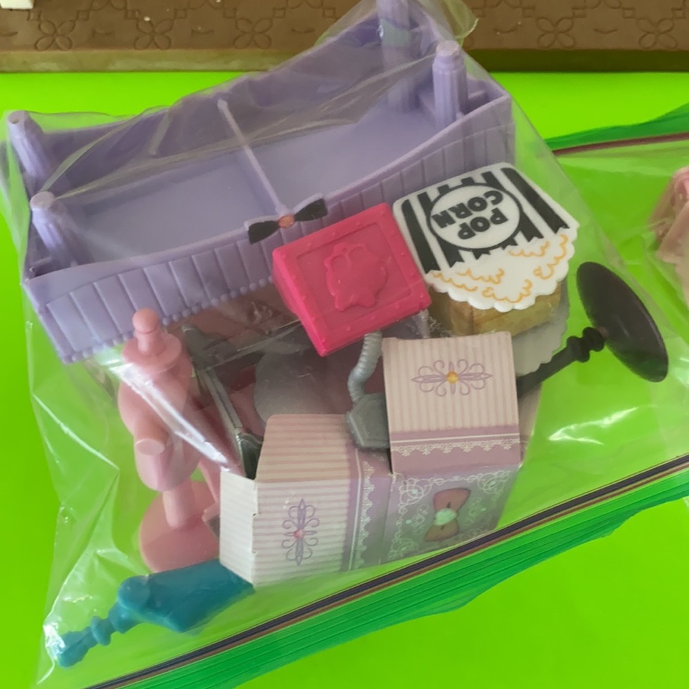 Mini Boutique - Picture 7 of 7